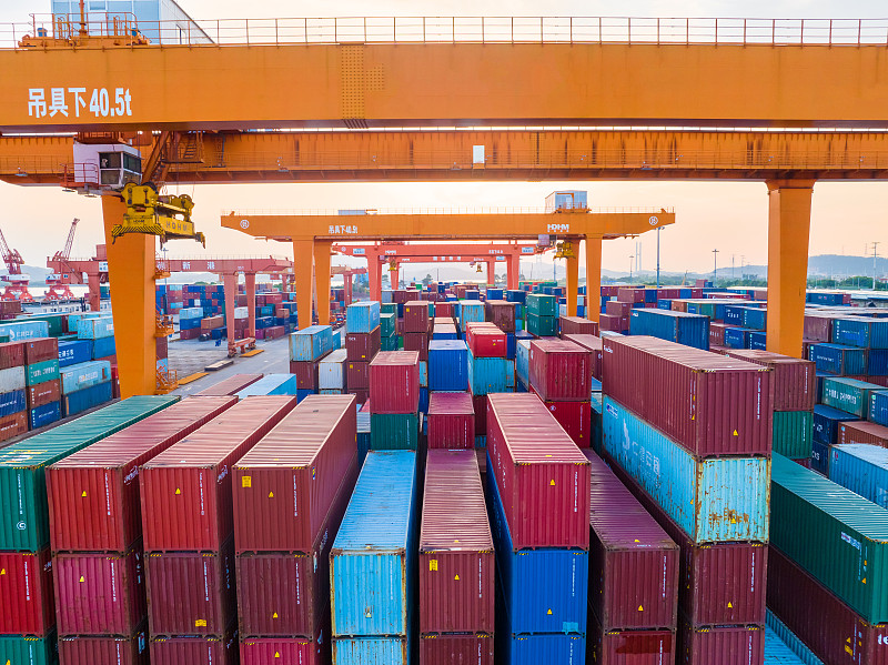 经过郑州将电视寄到加拿大蒙特利尔