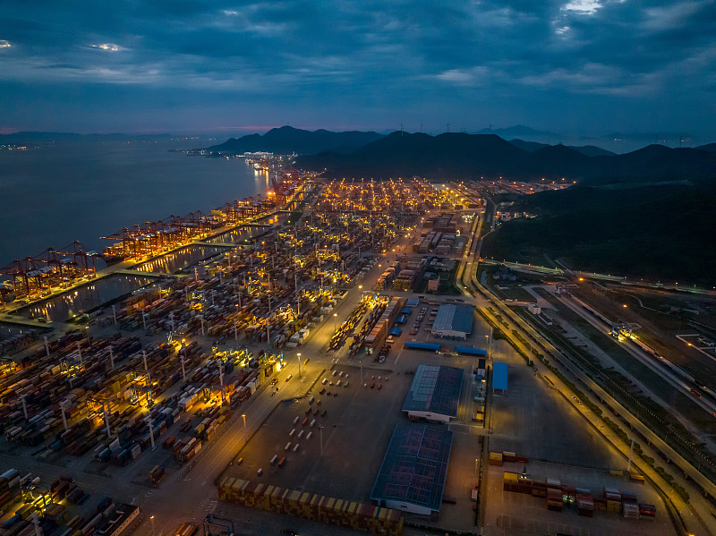 中国福州至加拿大魁北克城海空联运专线