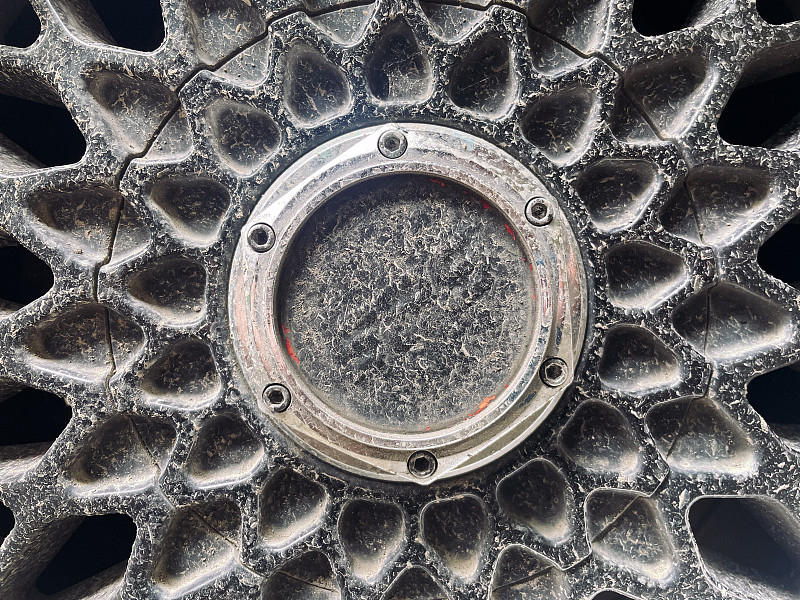 经过武汉火机油寄到加拿大素里