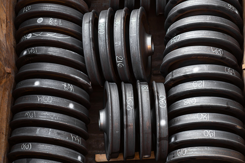 经过中国乌鲁木齐把海产品邮寄到加拿大兰里