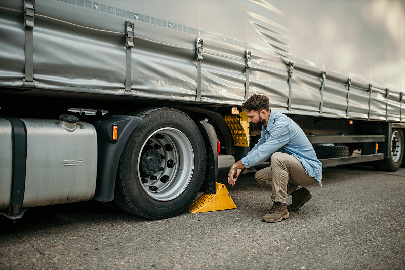 深圳抵加拿大红鹿市铁路联运专线