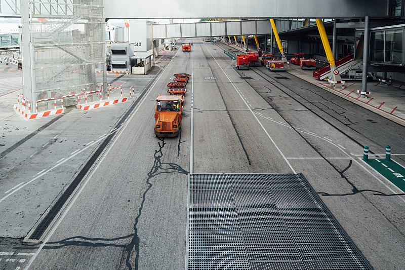 基于中国宁波古董寄到加拿大列治文