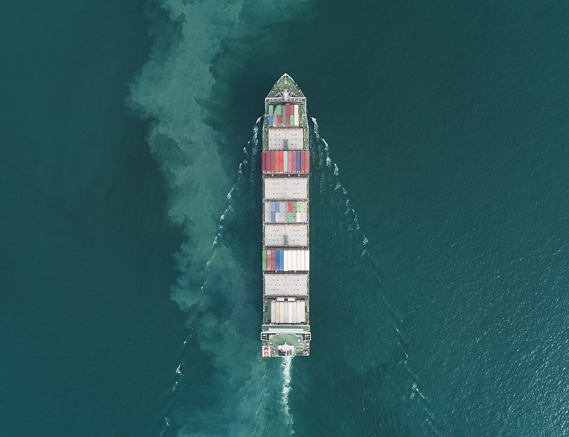 经过深圳将化学品寄到加拿大朗格伊