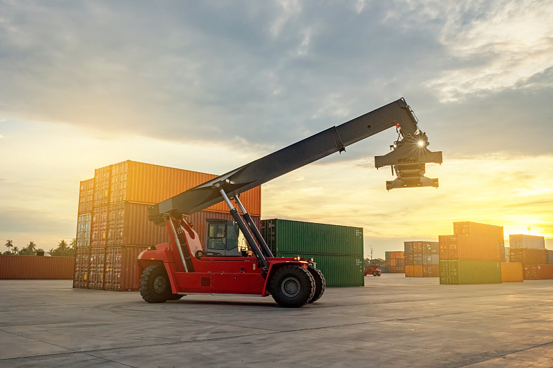 中国郑州抵加拿大温尼伯拼箱空运专线