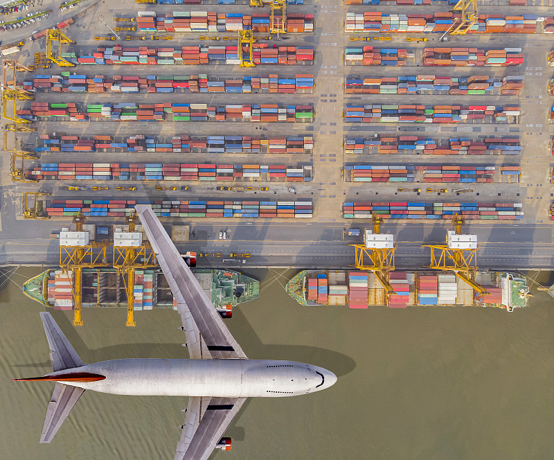 经由深圳将年货邮寄到加拿大泰瑞斯