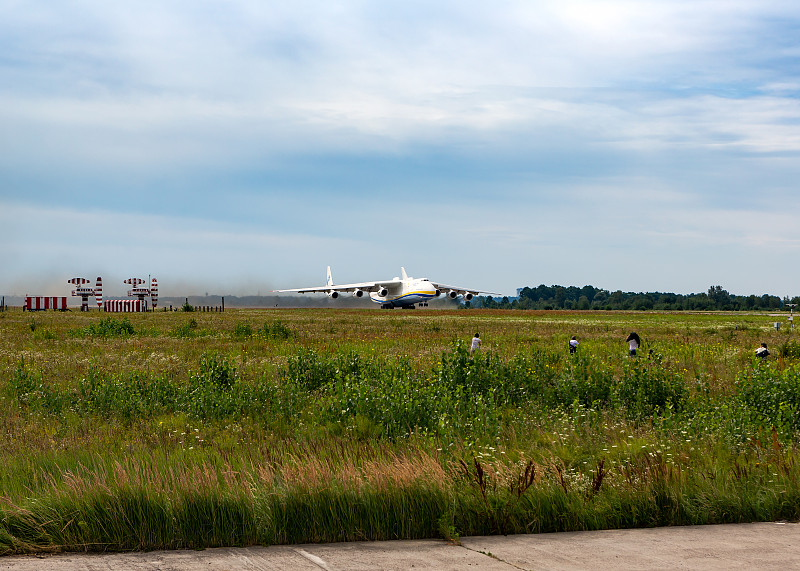 基于中国宁波冻品邮寄到加拿大拉瓦尔