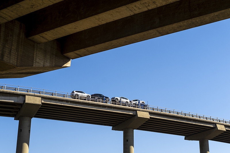 通过昆明腊鱼邮寄到加拿大乔治王子城