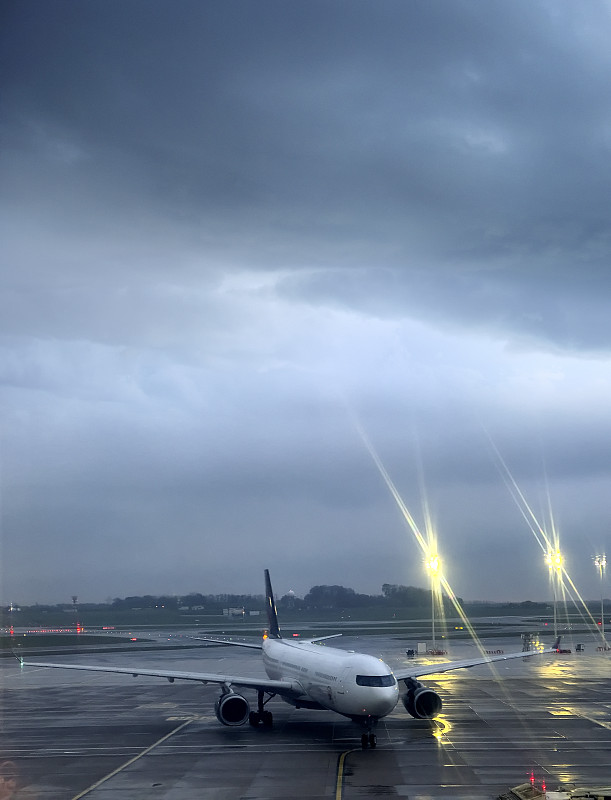 中国到多伦多海运要多久？（国际海运时效参考一览）