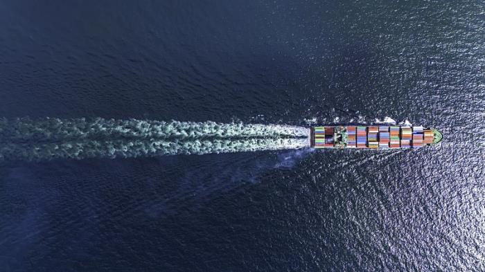 加拿大国际空运港口的运营时间是怎样的？