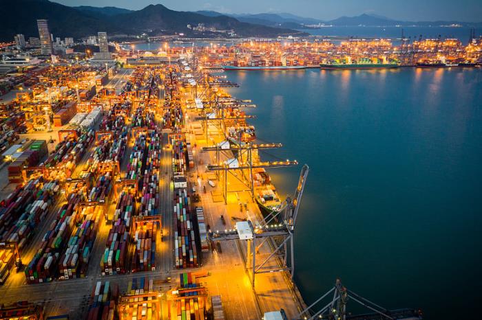 亚马逊在美国和加拿大招聘7.5万人拓展物流网络-电商资讯