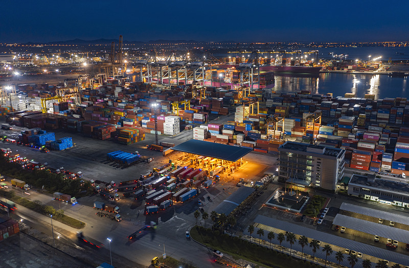 厦门市通过火车送往欧美跨境进出口外贸物流简介