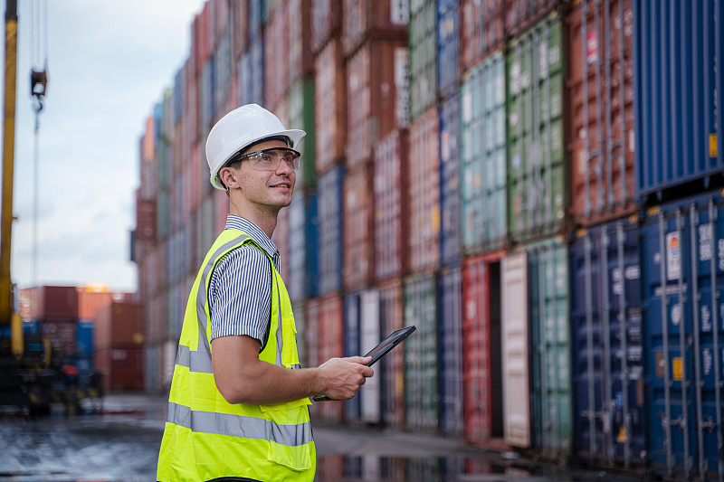 从中国广州把电脑邮寄到英国彼得伯勒 从中国广州把电脑邮寄到英国彼得伯勒