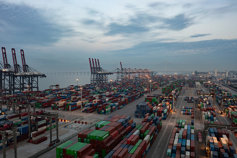 通过中国广州把海鲜寄到新加坡