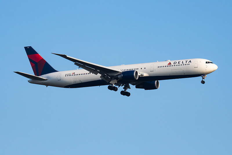 基于中国杭州将办公用品寄到英国贝尔法斯特