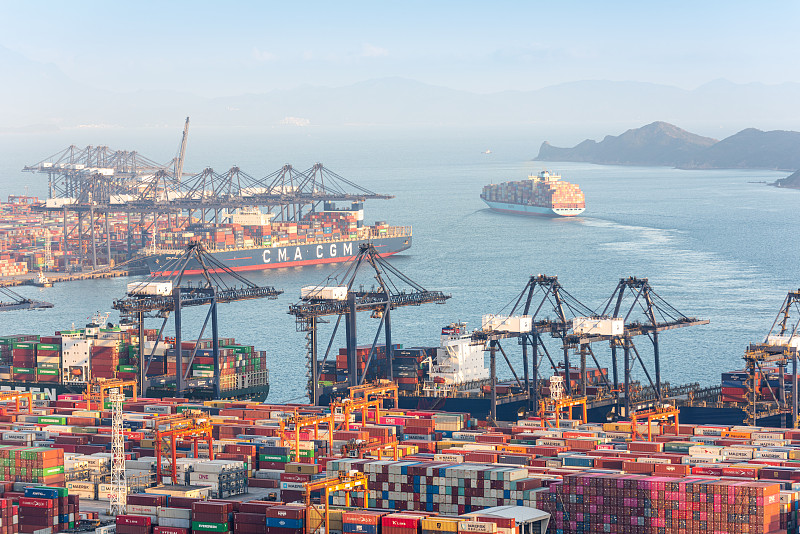 通过中国深圳将体育用品寄到英国蒂赛德