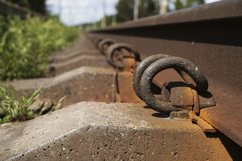 经过中国长春单身证明邮寄到英国朴茨茅斯