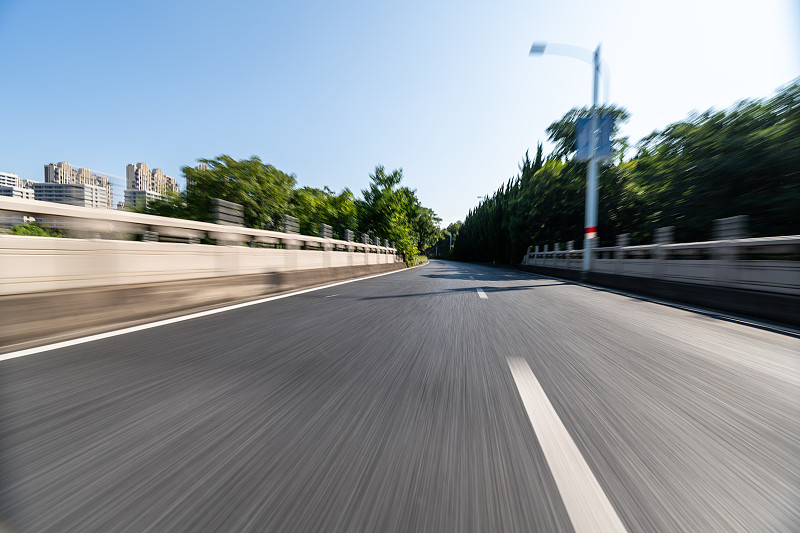 通过上海把菜刀寄到新加坡