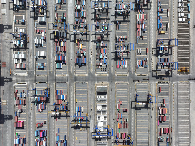 经过上海将月饼寄到英国格里诺克