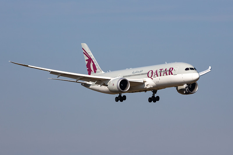 经过中国广州把红酒寄到新加坡