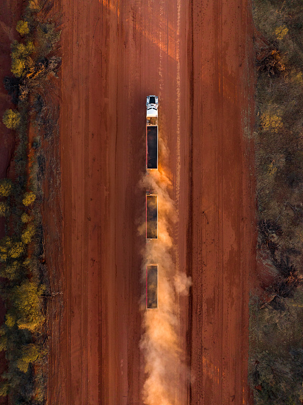 从重庆将烟草寄到英国北安普顿