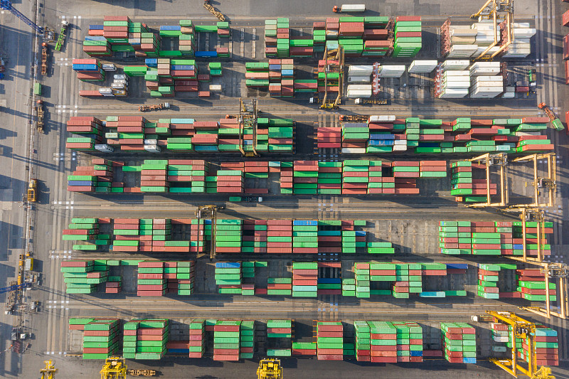 通过中国北京把沙发邮寄到新加坡