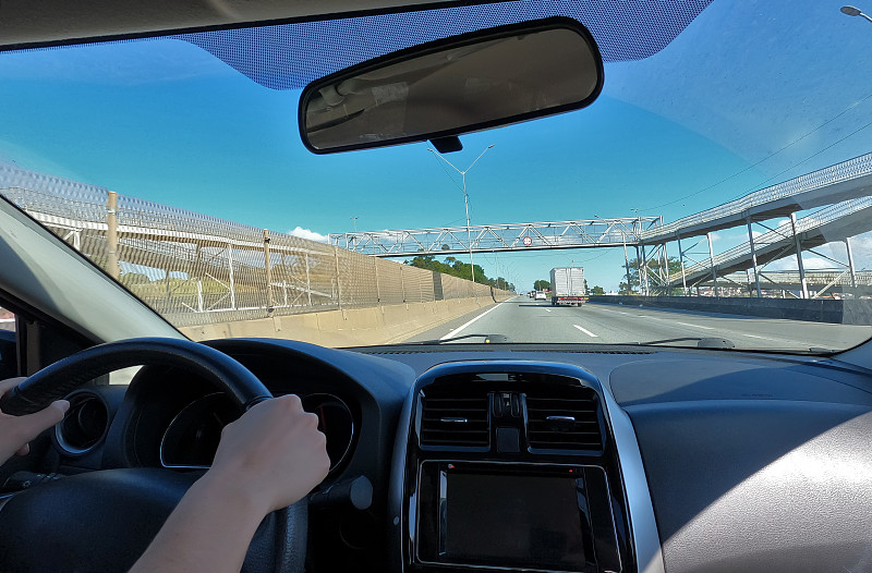 经由中国天津将物资寄到英国蒂赛德