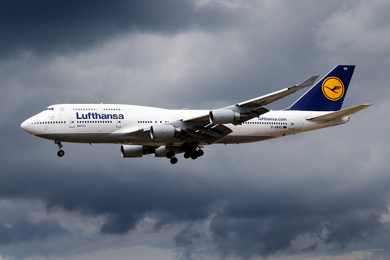 经由哈尔滨公证书邮寄到英国布里斯托尔