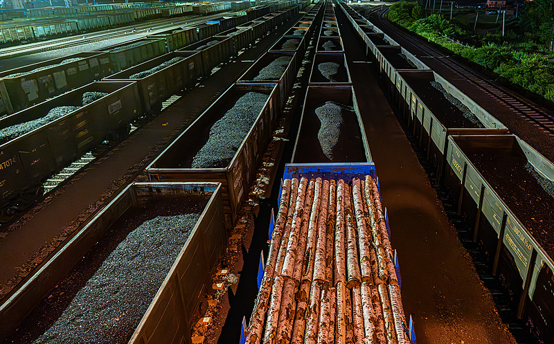 经过广州移动电源寄到新加坡