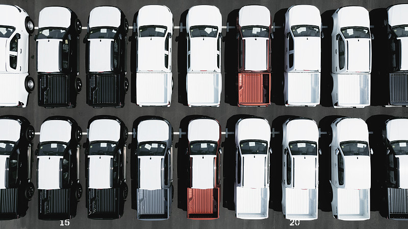 经过中国重庆礼品邮寄到英国邓迪