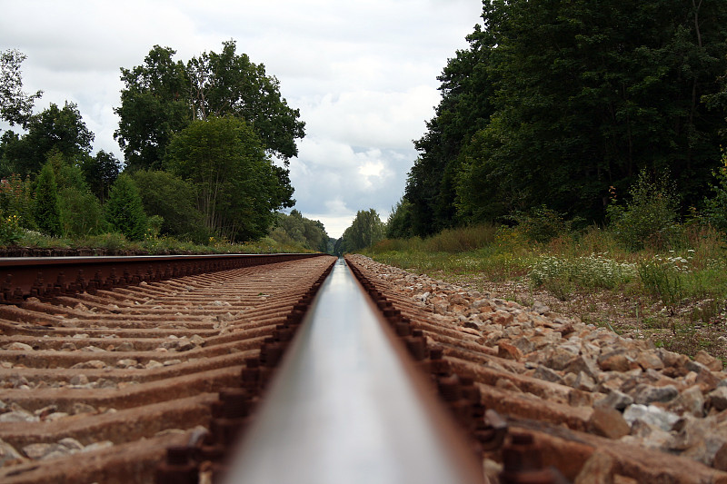 经由宁波将化工产品寄到新加坡