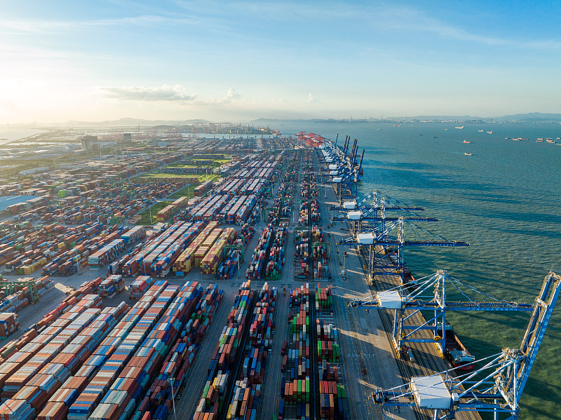 经由中国广州饮料邮寄到英国诺丁汉