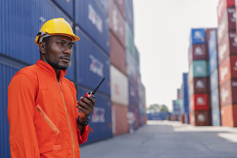 经过中国佛山把食物寄到英国唐卡斯特