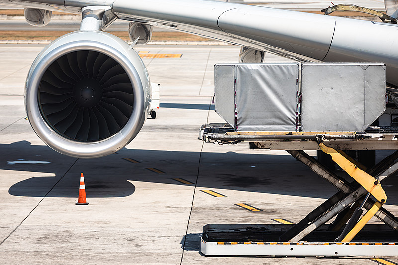 经由上海沐浴露邮寄到新加坡