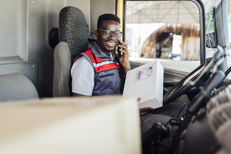 基于中国香港工业设备寄到新加坡