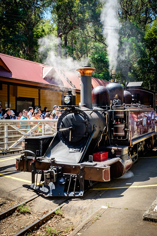 经过北京将饮料寄到新加坡 经过北京将饮料寄到新加坡