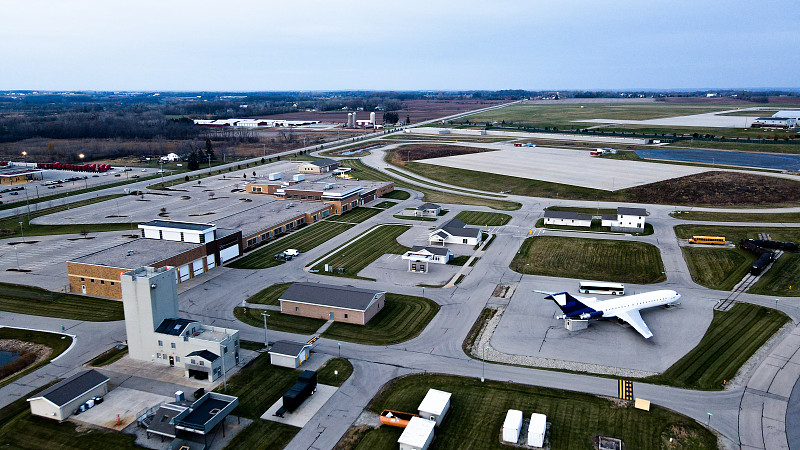 从中国大连压力罐邮寄到英国伊普斯威奇