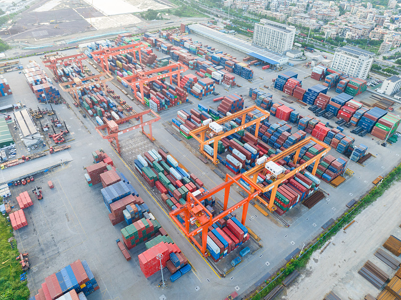 经过中国重庆把印油邮寄到英国格里诺克