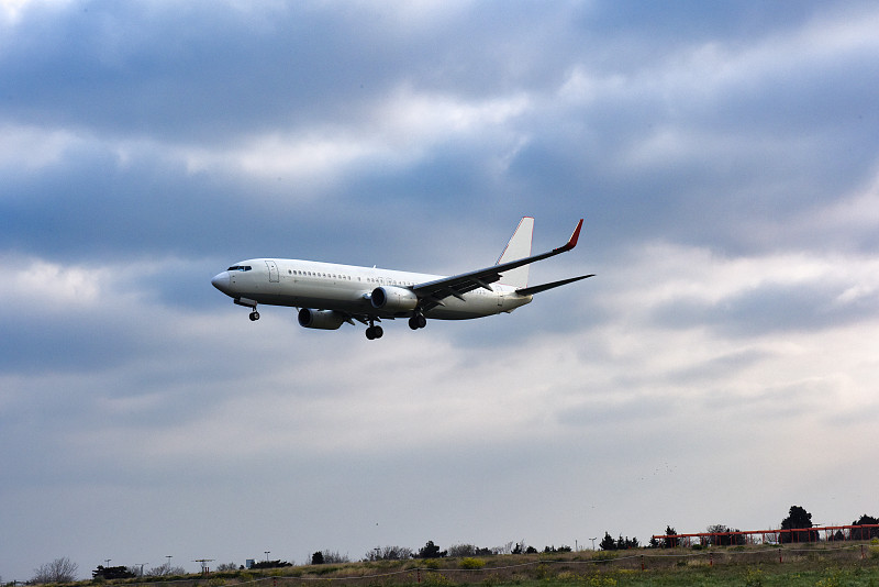 经过天津将面膜邮寄到英国贝尔法斯特