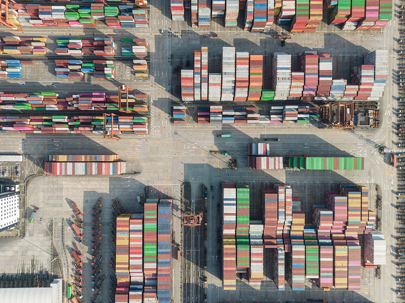 基于乌鲁木齐把发胶邮寄到英国斯托克