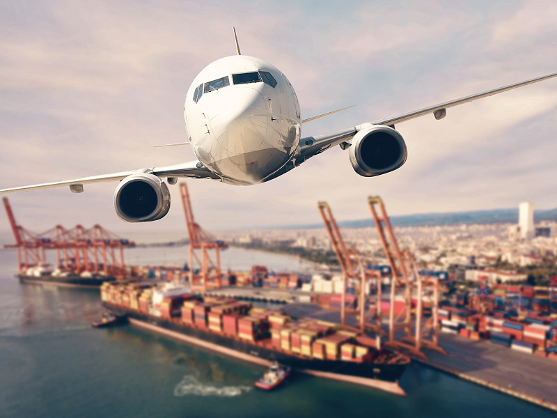 基于西安将银行卡邮寄到英国斯温顿