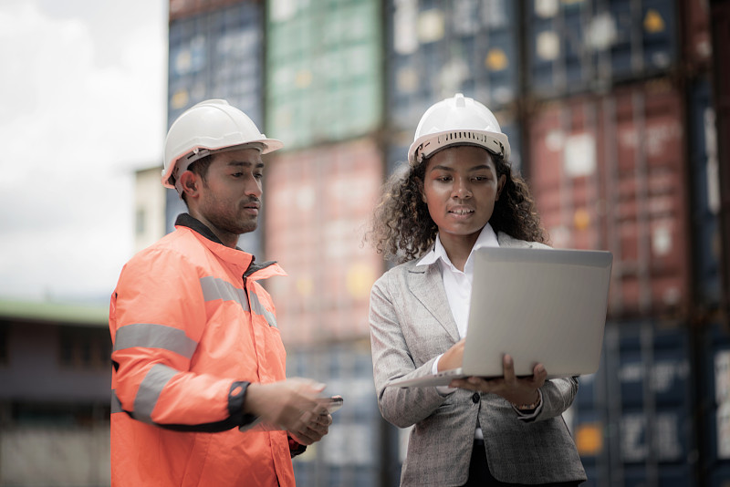 基于中国宁波将涂料寄到英国南安普顿