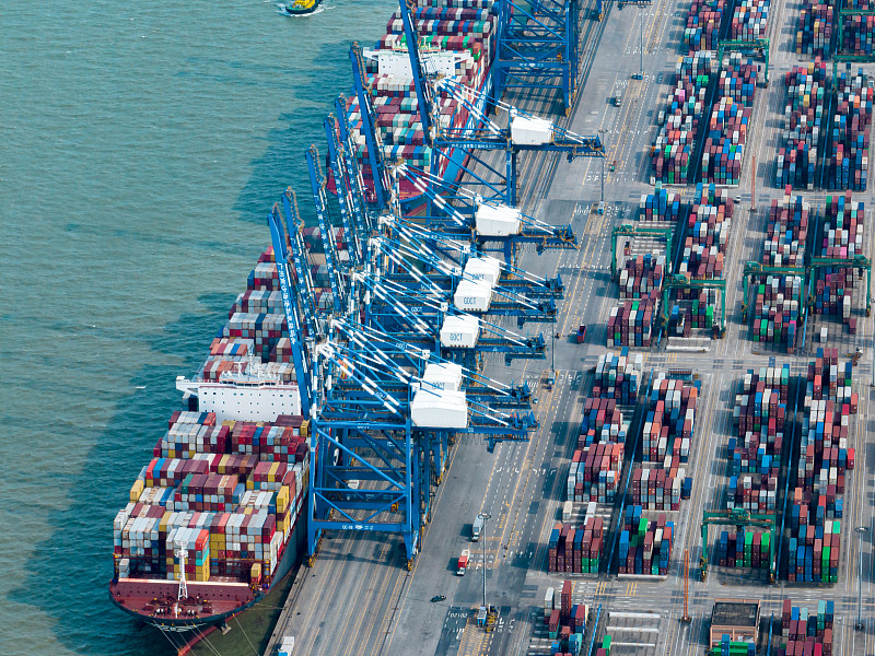 通过中国深圳饮料寄到英国邓迪