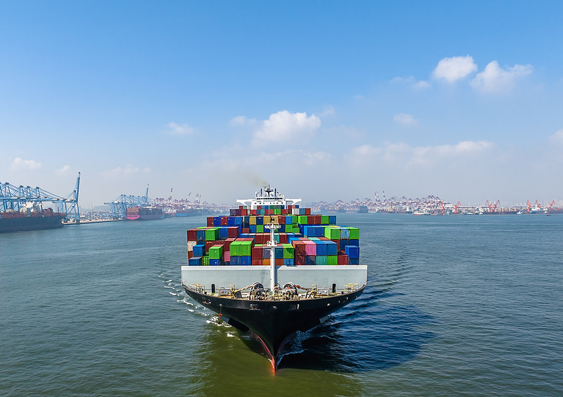 经过中国将书箱邮寄到英国米尔顿凯恩斯