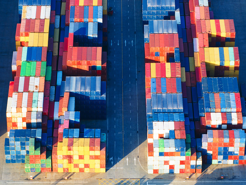 经由西安化妆品邮寄到新加坡