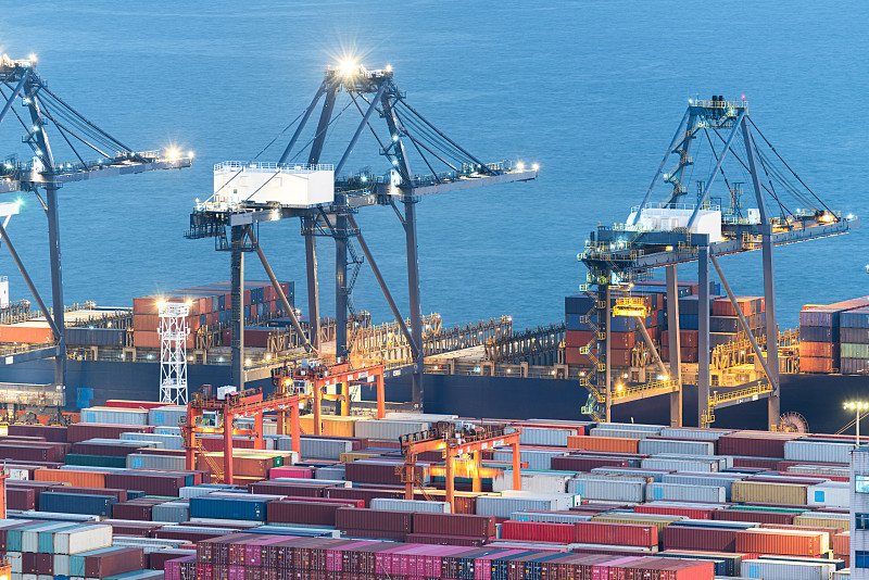 经过中国深圳把大件寄到新加坡