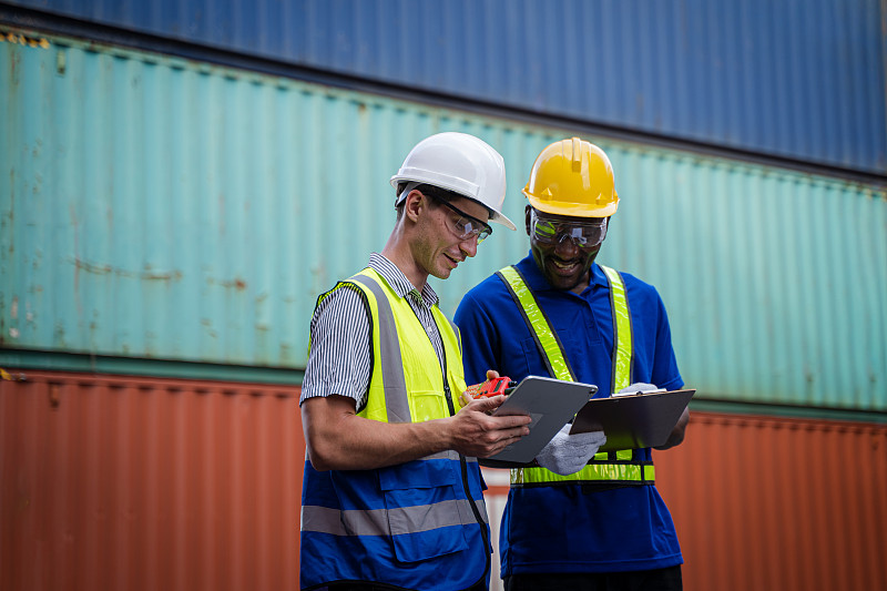 从中国上海菜刀邮寄到英国普雷斯顿