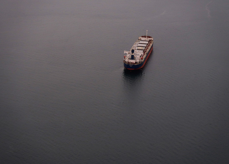 经过南宁把沐浴露寄到英国布里斯托尔