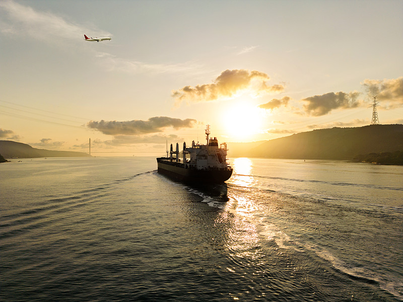 通过深圳珠宝邮寄到新加坡