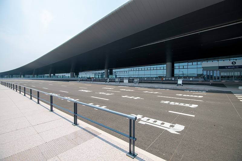 经由中国乌鲁木齐家居装饰邮寄到英国诺里奇