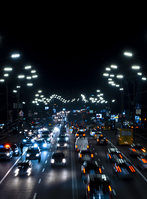 经过中国上海古董寄到新加坡